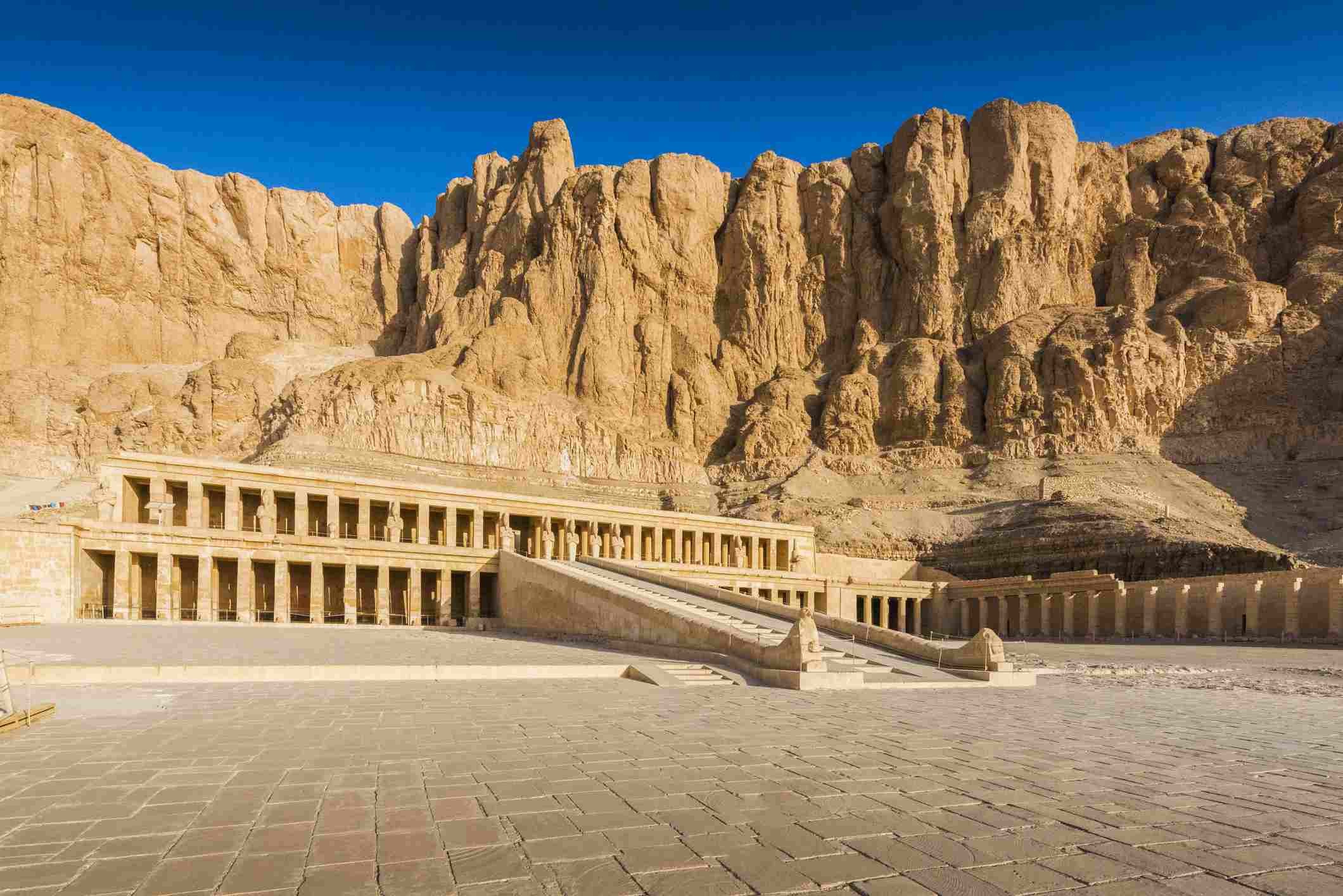 Abu Simbel (desayuno-cena)