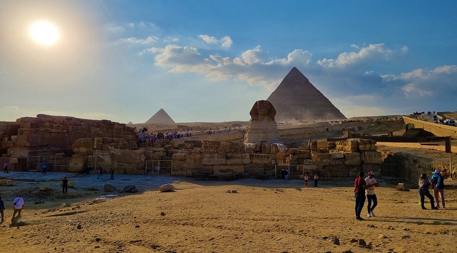 Cairo - Giza Pyramids ( Breakfast included )