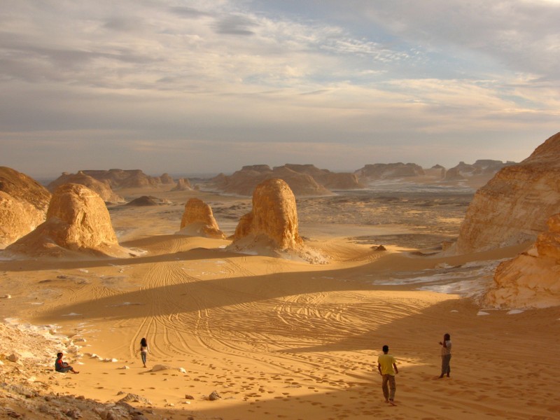 Farafra Oasis (the White Desert)